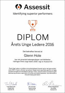 Assessit diploma — Årets Unge Ledere 2016 awarded to Glenn Hole